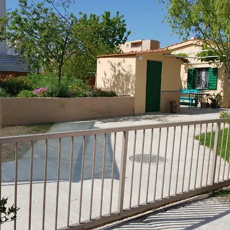 Taja, Cijela Kuca I Vrt Samo Za Vas