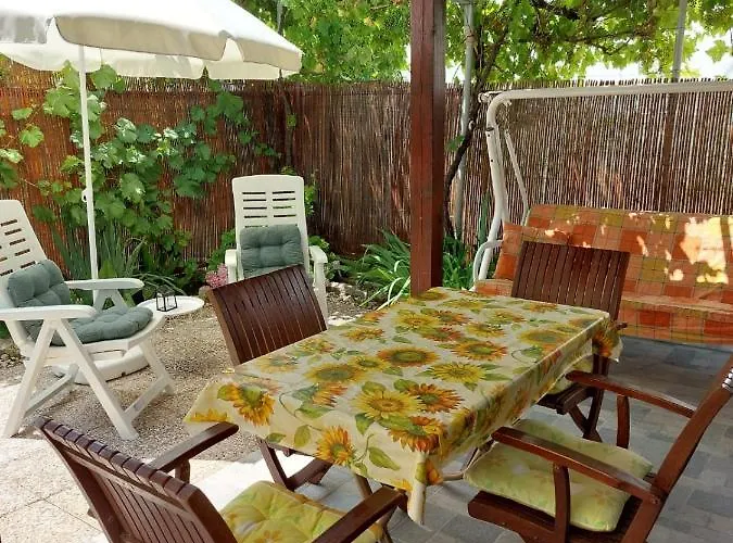 Apartment Taja, Cijela Kuca I Vrt Samo Za Vas