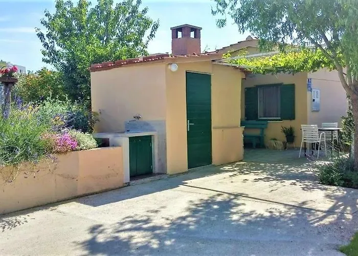 Taja, Cijela Kuca I Vrt Samo Za Vas *